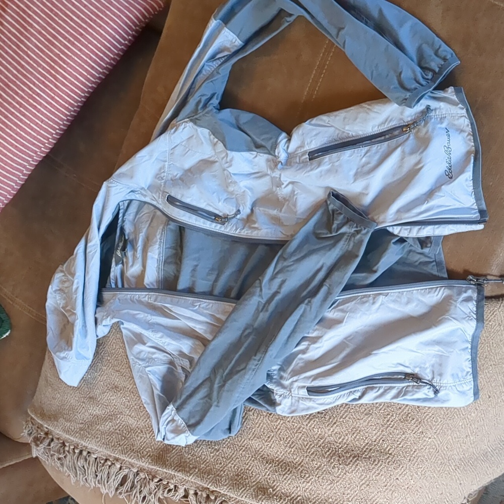 Blue Eddie Bauer light weight running jacket